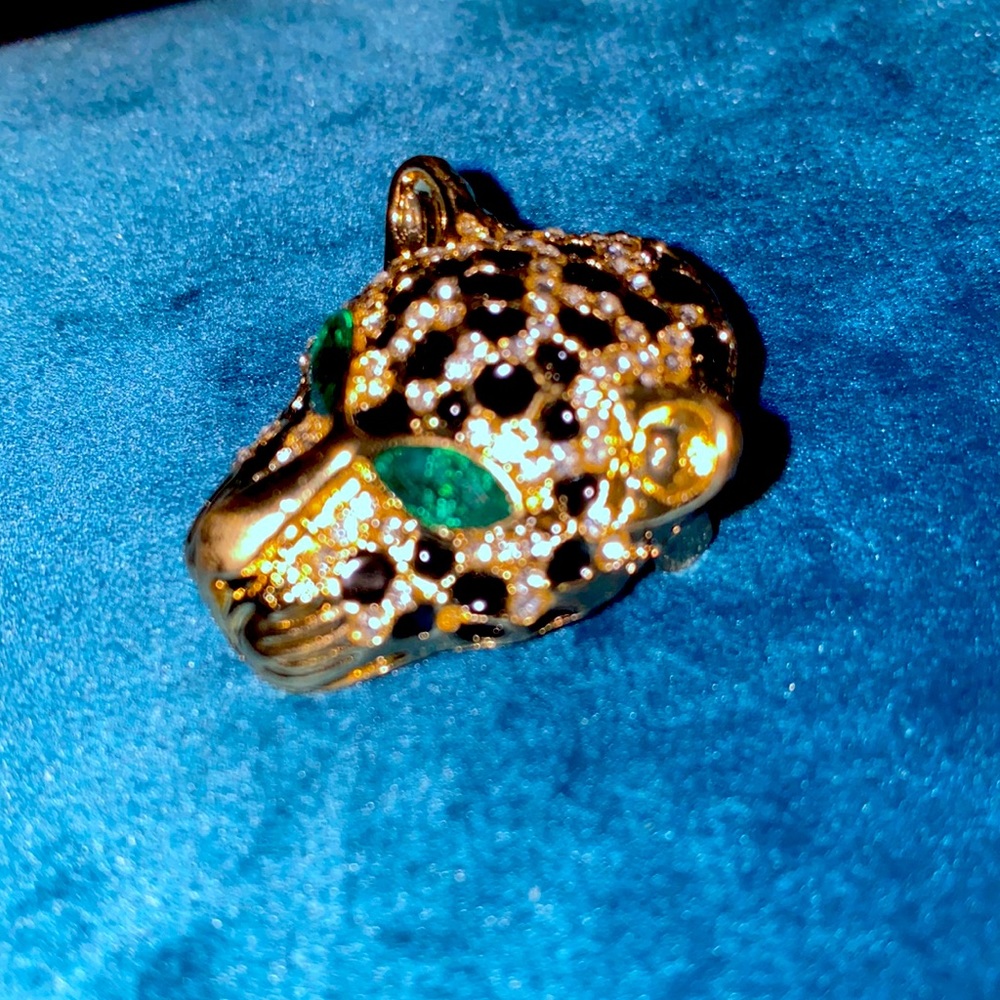 Brooch - Picture 2 of 2